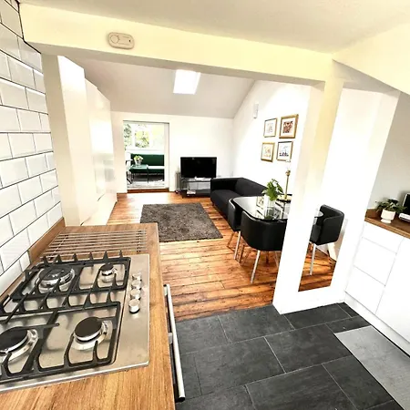 Stylish Top Floor Flat In The Heart Of Camden! London Exterior photo