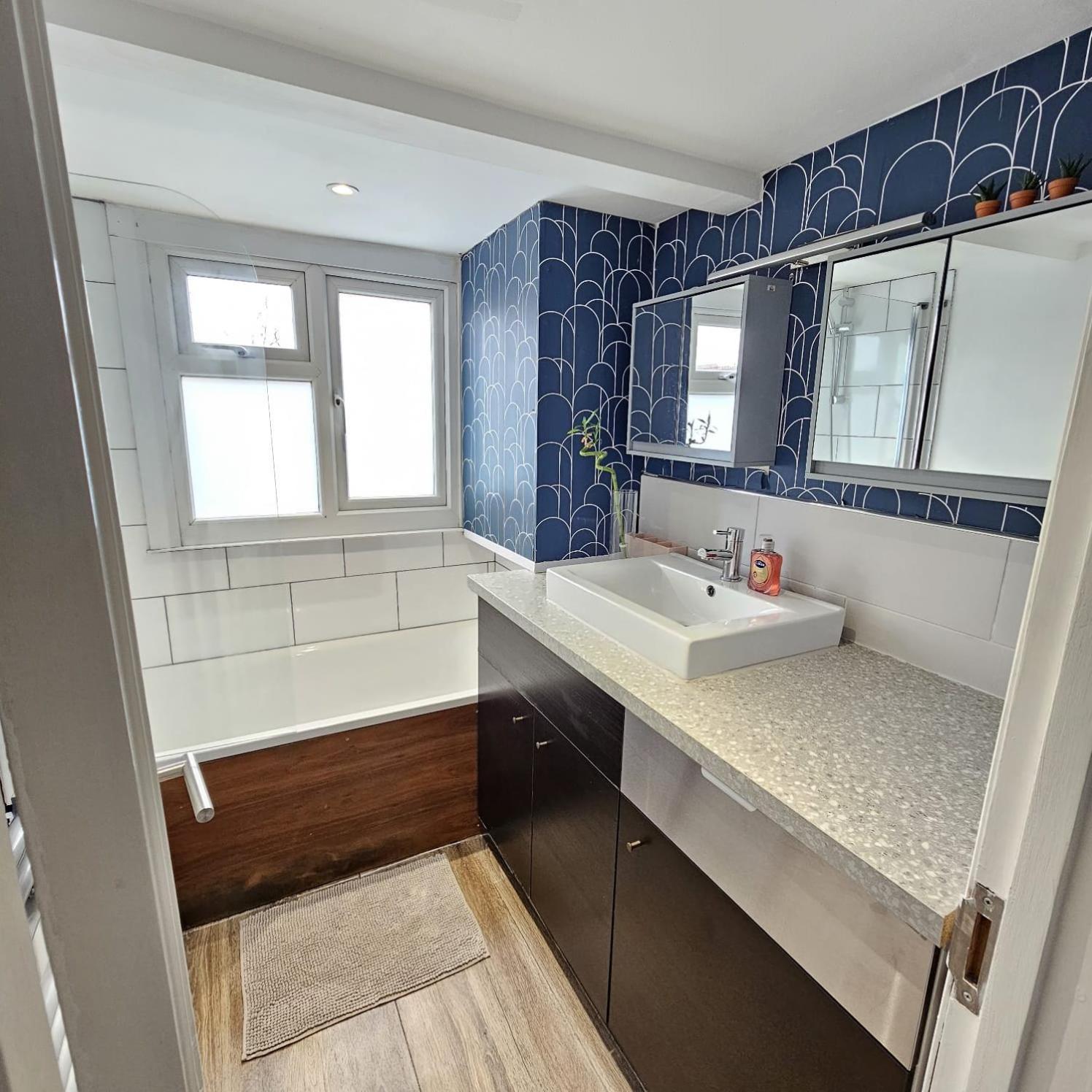Stylish Floor Flat In The Heart Of Camden! Londres